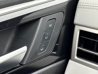 2024 Mitsubishi Outlander Base