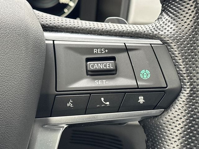 2024 Mitsubishi Outlander Base