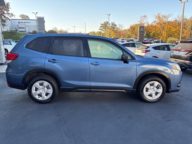 2023 Subaru Forester Base