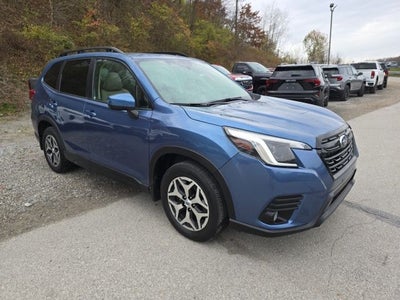 2022 Subaru Forester Premium
