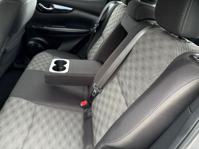 2017 Nissan Rogue Sport SV