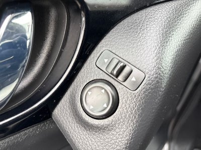 2017 Nissan Rogue Sport SV