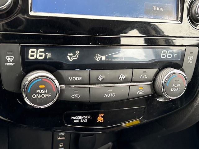 2017 Nissan Rogue Sport SV