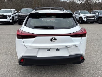 2025 Lexus UX 300h Premium