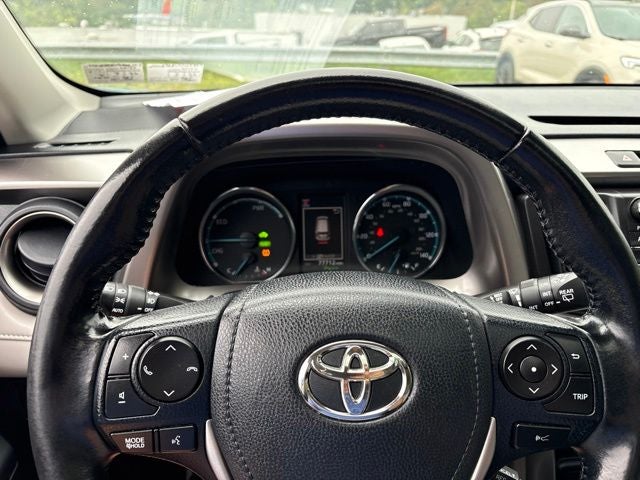 2018 Toyota RAV4 XLE - Photo 22