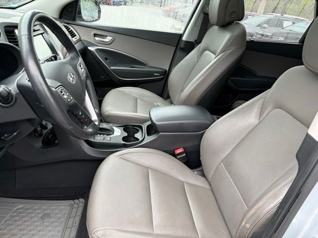 2017 Hyundai Santa Fe Limited Ultimate