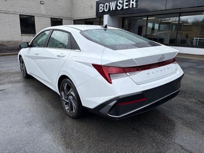 2024 Hyundai Elantra Limited