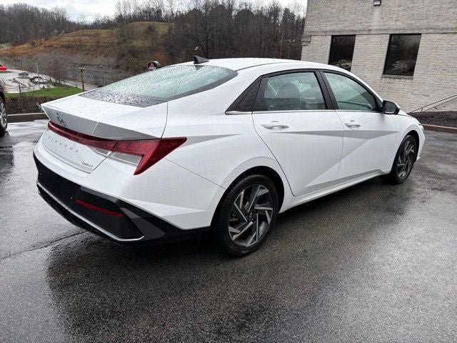 2024 Hyundai Elantra Limited