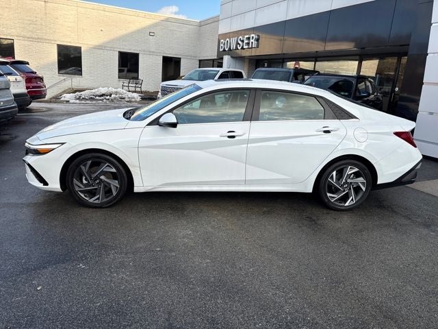 2025 Hyundai Elantra Limited