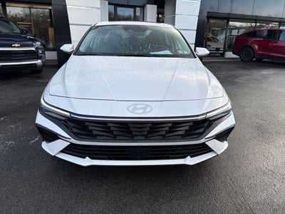 2025 Hyundai Elantra Limited