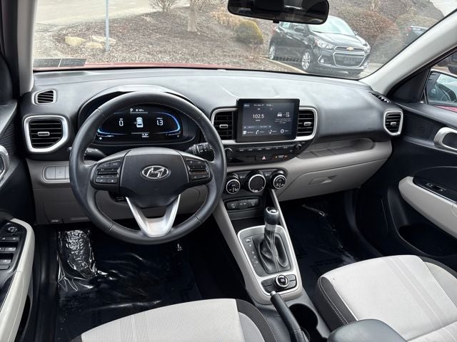 2025 Hyundai Venue SEL