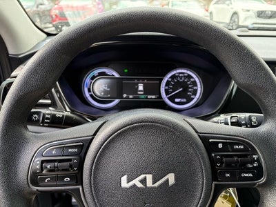 2022 Kia Niro LX