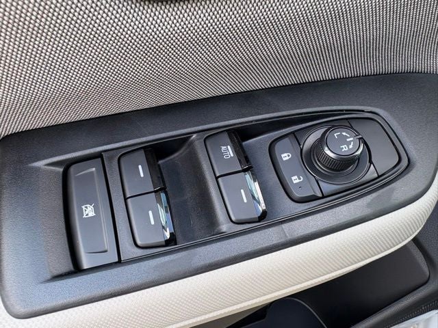 2026 Subaru FORESTER Standard Model